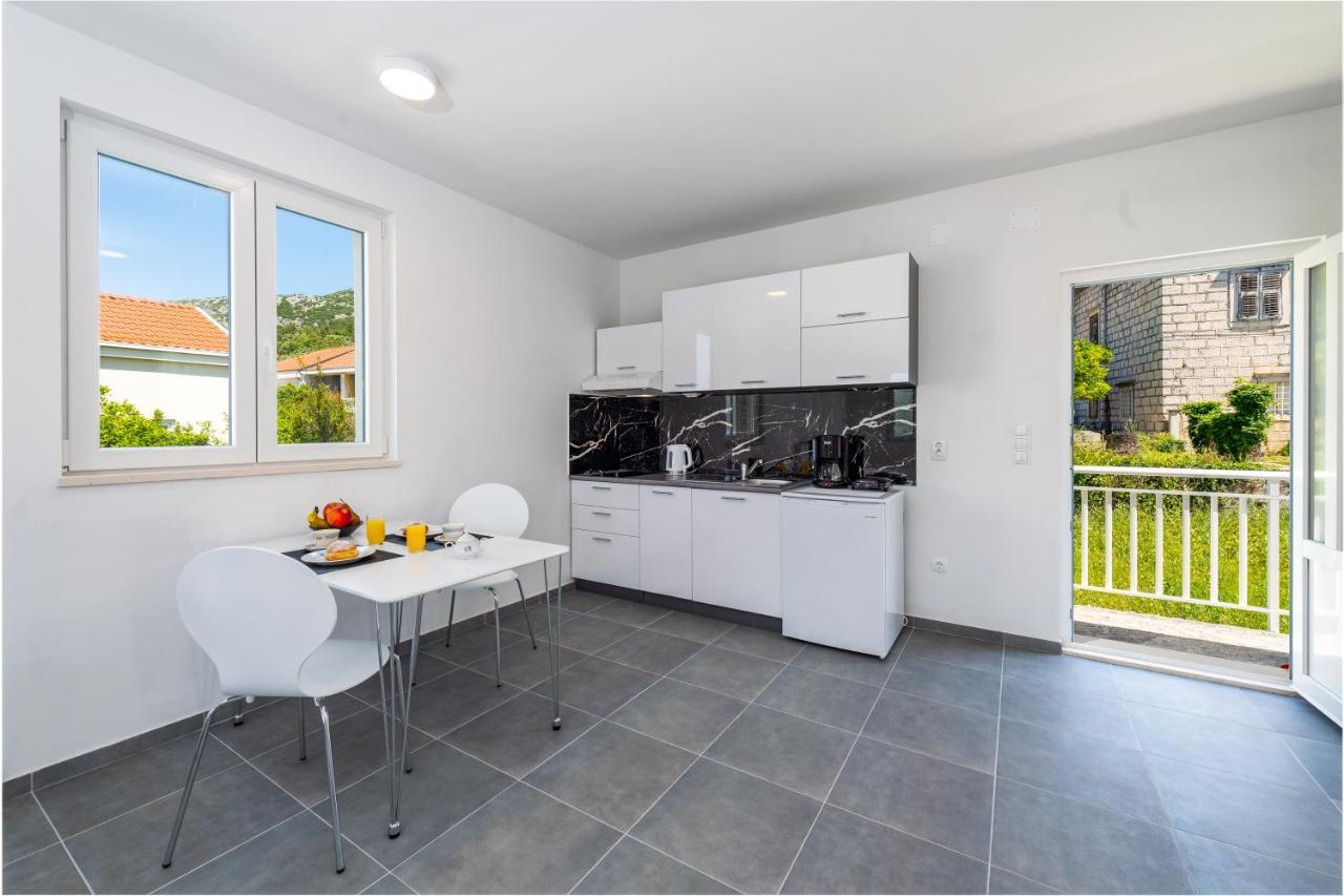 Korta Apartments Viganj Eksteriør billede