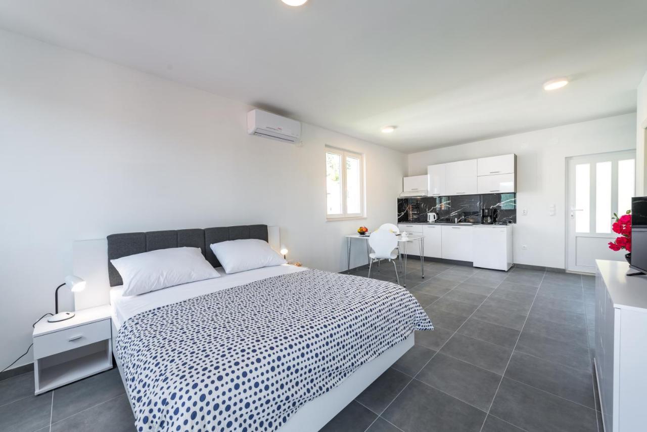 Korta Apartments Viganj Eksteriør billede
